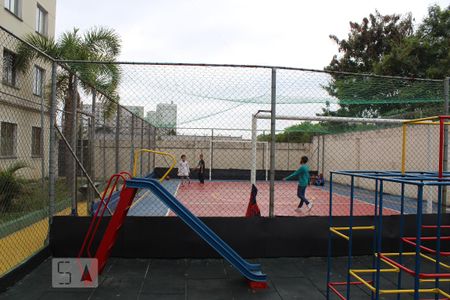 Quadra de apartamento para alugar com 2 quartos, 44m² em Vila Nova Curuçá, São Paulo