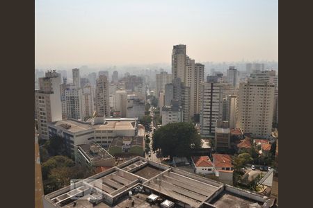 Studio para alugar com 38m², 1 quarto e sem vagaVista da área da piscina