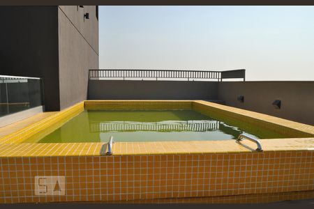 Studio para alugar com 38m², 1 quarto e sem vagaPiscina