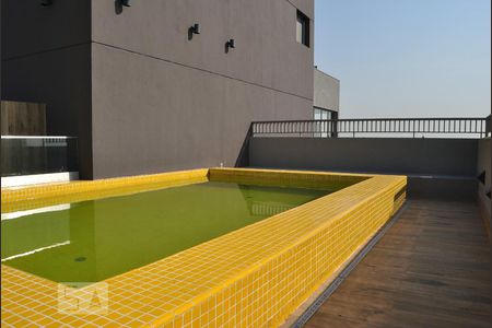 Studio para alugar com 38m², 1 quarto e sem vagaPiscina