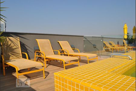 Studio para alugar com 38m², 1 quarto e sem vagaPiscina