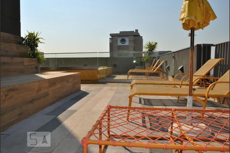 Studio para alugar com 38m², 1 quarto e sem vagaÁrea da piscina