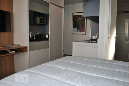 Studio para alugar com 38m², 1 quarto e sem vagaQuarto - Cozinha ao fundo