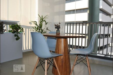 Studio para alugar com 38m², 1 quarto e sem vagaVaranda