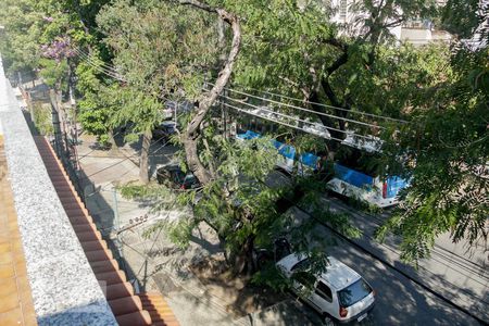 Apartamento à venda com 160m², 3 quartos e sem vaga Apartamento à venda com 160m², 3 quartos e sem vagaCobertura