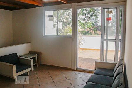 Apartamento à venda com 160m², 3 quartos e sem vaga Apartamento à venda com 160m², 3 quartos e sem vagaCobertura