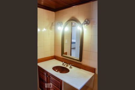 Apartamento à venda com 160m², 3 quartos e sem vaga Apartamento à venda com 160m², 3 quartos e sem vagaCobertura