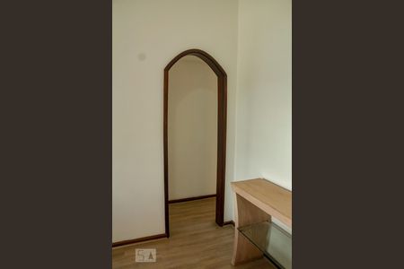 Apartamento à venda com 160m², 3 quartos e sem vaga Apartamento à venda com 160m², 3 quartos e sem vagacorredor