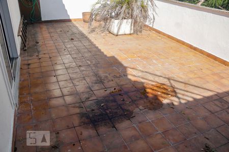 Apartamento à venda com 160m², 3 quartos e sem vaga Apartamento à venda com 160m², 3 quartos e sem vagaCobertura