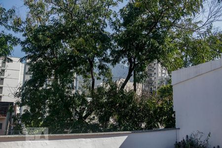 Apartamento à venda com 160m², 3 quartos e sem vaga Apartamento à venda com 160m², 3 quartos e sem vagaCobertura