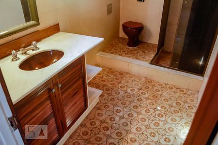 Apartamento à venda com 160m², 3 quartos e sem vaga Apartamento à venda com 160m², 3 quartos e sem vagaCobertura