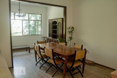 sala de apartamento para alugar com 3 quartos, 160m² em Grajaú, Rio de Janeiro