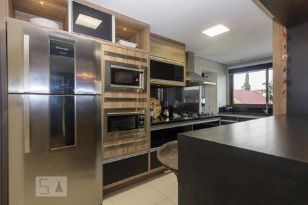 Cozinha de apartamento à venda com 3 quartos, 138m² em Jardim Itu, Porto Alegre