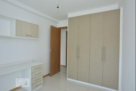 Quarto de apartamento para alugar com 3 quartos, 93m² em Freguesia de Jacarepaguá, Rio de Janeiro
