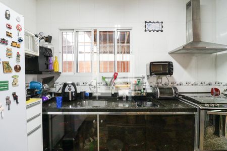 Casa à venda com 500m², 4 quartos e 8 vagasCozinha