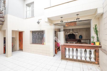 Casa à venda com 500m², 4 quartos e 8 vagasÁrea de Serviço e Churrasqueira