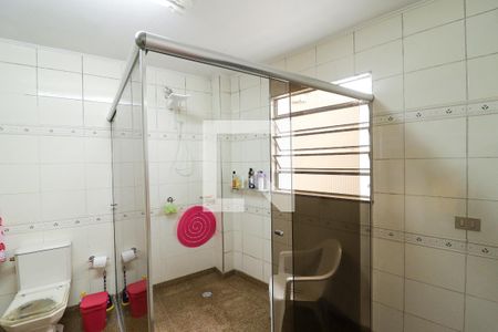 Casa à venda com 500m², 4 quartos e 8 vagasBanheiro da Suíte 1