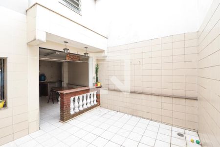 Casa à venda com 500m², 4 quartos e 8 vagasÁrea de Serviço e Churrasqueira