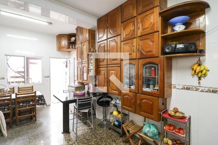 Casa à venda com 500m², 4 quartos e 8 vagasCozinha