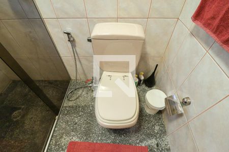 Casa à venda com 500m², 4 quartos e 8 vagasBanheiro Social 1