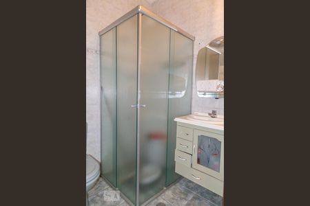 Casa à venda com 300m², 3 quartos e 2 vagasBanheiro 2