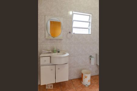 Casa à venda com 300m², 3 quartos e 2 vagasLavabo na área de lazer