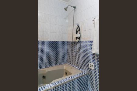 Casa à venda com 300m², 3 quartos e 2 vagasBanheiro 1