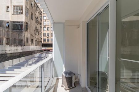 Varanda de kitnet/studio à venda com 1 quarto, 32m² em Centro, São Paulo