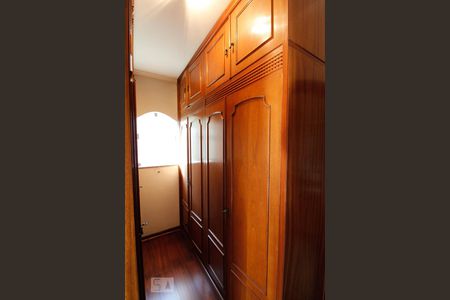 Casa à venda com 530m², 3 quartos e 10 vagasCloset da Suíte 2