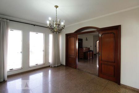 Casa à venda com 530m², 3 quartos e 10 vagasSala de Jantar