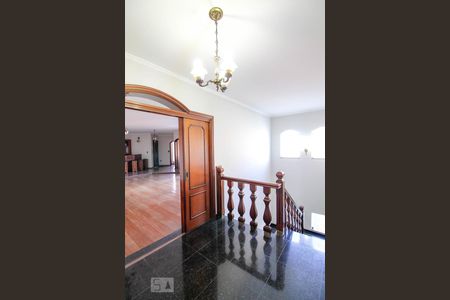 Casa à venda com 530m², 3 quartos e 10 vagasHall