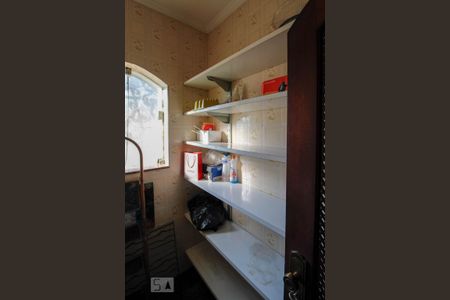 Casa à venda com 530m², 3 quartos e 10 vagasDespensa