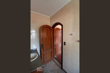 Casa à venda com 530m², 3 quartos e 10 vagasBanheiro da Suíte 2