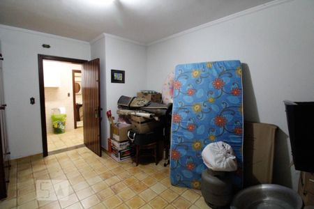 Casa à venda com 530m², 3 quartos e 10 vagasQuarto de Serviço