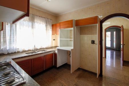 Casa à venda com 530m², 3 quartos e 10 vagasCozinha