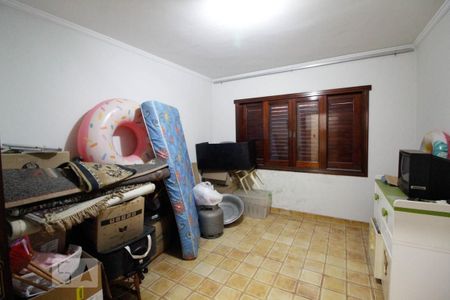 Casa à venda com 530m², 3 quartos e 10 vagasQuarto de Serviço