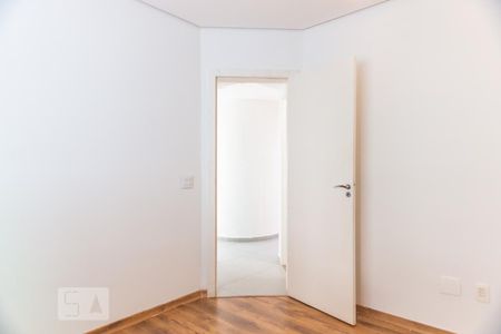 Apartamento à venda com 496m², 4 quartos e 3 vagasQuarto 2