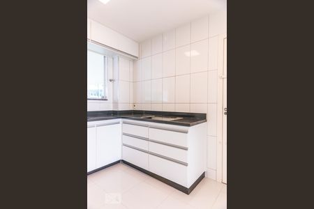 Apartamento à venda com 496m², 4 quartos e 3 vagasCozinha