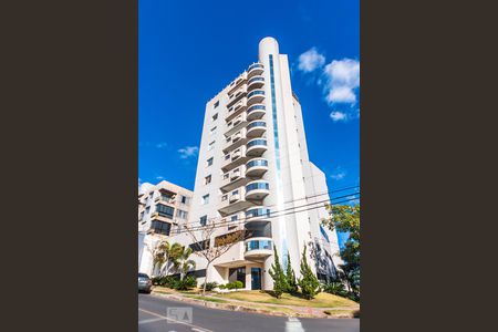 Apartamento à venda com 496m², 4 quartos e 3 vagasFachada