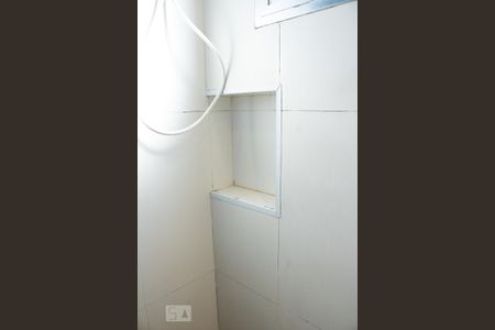 Apartamento à venda com 65m², 2 quartos e 1 vagaDetalhe banheiro