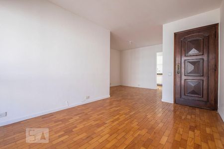 Apartamento para alugar com 120m², 3 quartos e 2 vagasSala