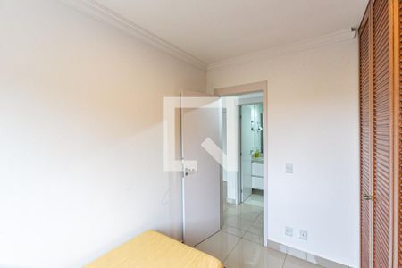Quarto 1 de apartamento à venda com 2 quartos, 66m² em Cavalhada, Porto Alegre