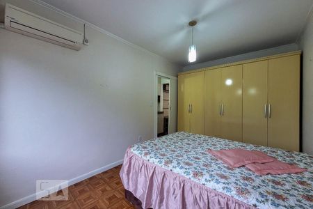 QUarto de apartamento à venda com 1 quarto, 51m² em Passo da Areia, Porto Alegre