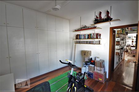 Apartamento à venda com 110m², 3 quartos e sem vagaQuarto 3