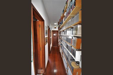 Corredor de apartamento à venda com 3 quartos, 110m² em Botafogo, Rio de Janeiro