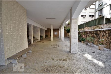 Apartamento à venda com 110m², 3 quartos e sem vagaÁrea comum