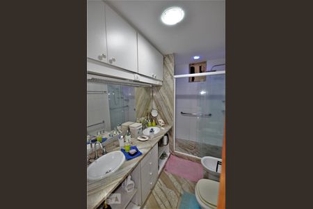 Apartamento à venda com 110m², 3 quartos e sem vagaBanheiro Social