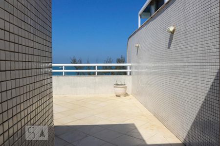 Apartamento à venda com 360m², 4 quartos e 4 vagas Apartamento à venda com 360m², 4 quartos e 4 vagasCobertura