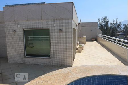 Apartamento à venda com 360m², 4 quartos e 4 vagas Apartamento à venda com 360m², 4 quartos e 4 vagasCobertura - Piscina