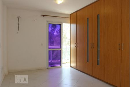 Apartamento à venda com 360m², 4 quartos e 4 vagas Apartamento à venda com 360m², 4 quartos e 4 vagas Suíte 3